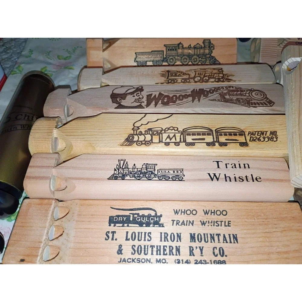 Lot Of Vintage Wooden Whistles, 5 Chime Chunky And Round